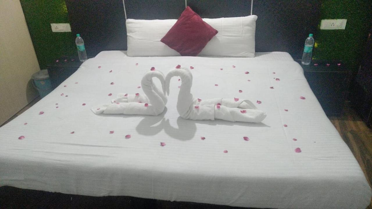 The Palm Tree -Family Stay Amritsar Exterior photo